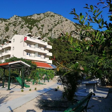 Hotel Lukas Gradac  Kültér fotó