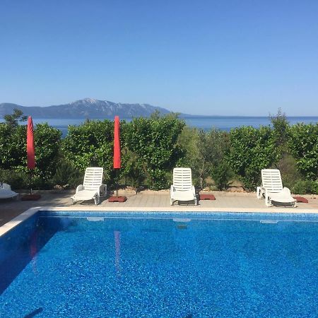 Hotel Lukas Gradac  Kültér fotó