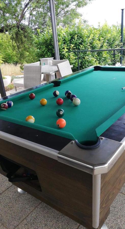 Hotel Lukas Gradac  Kültér fotó