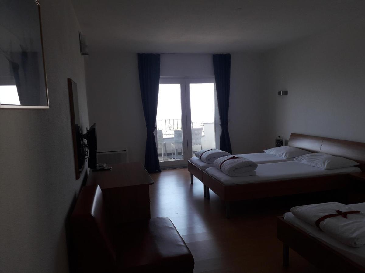 Hotel Lukas Gradac  Kültér fotó